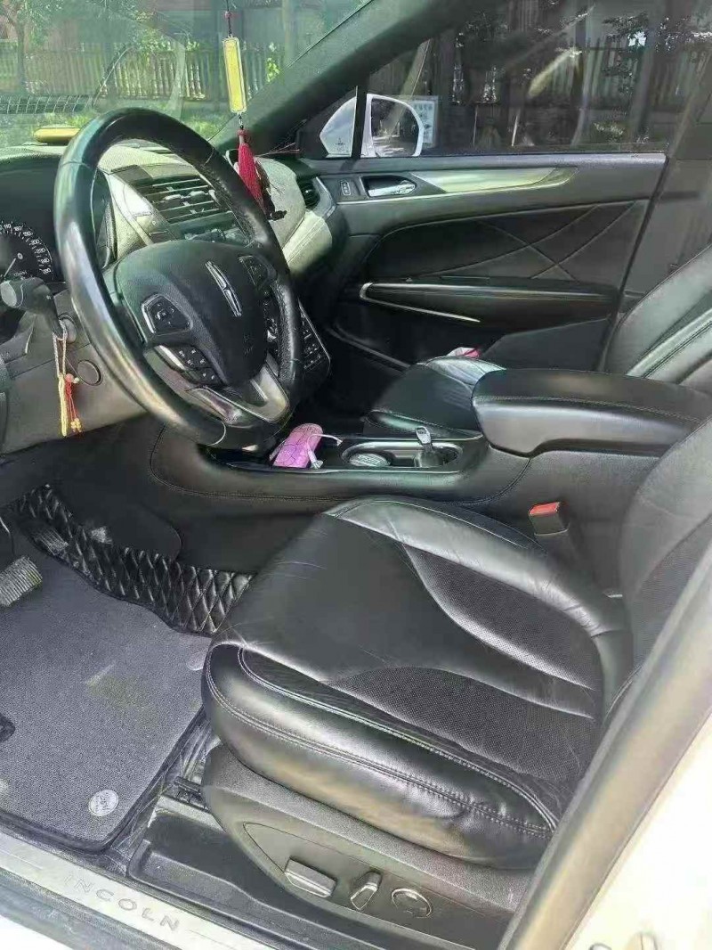 潍坊18年林肯MKC2