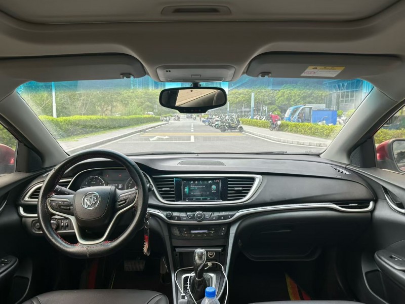 东莞19年别克英朗4