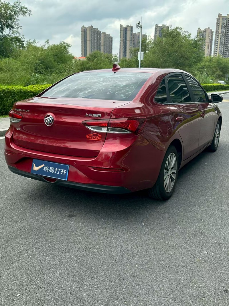 东莞19年别克英朗7