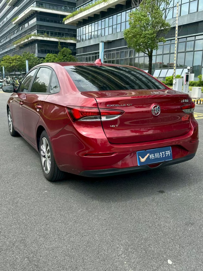 东莞19年别克英朗8