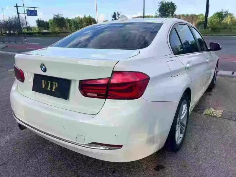宁波16年宝马3系8