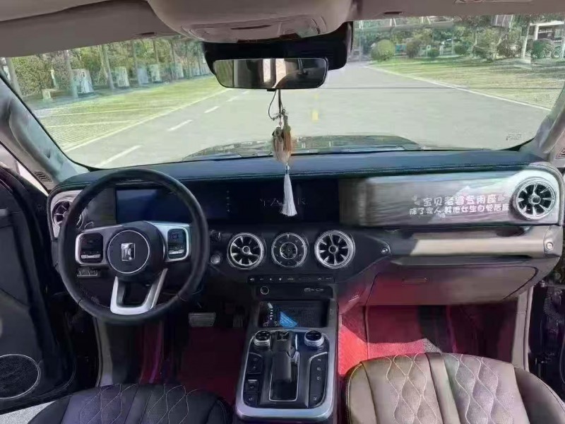 徐州25年长城汽车坦克4