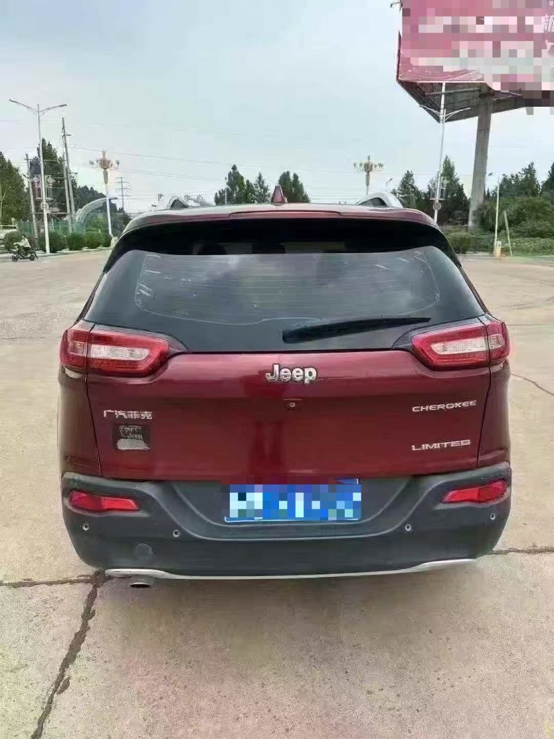 菏泽18年Jeep自由光9