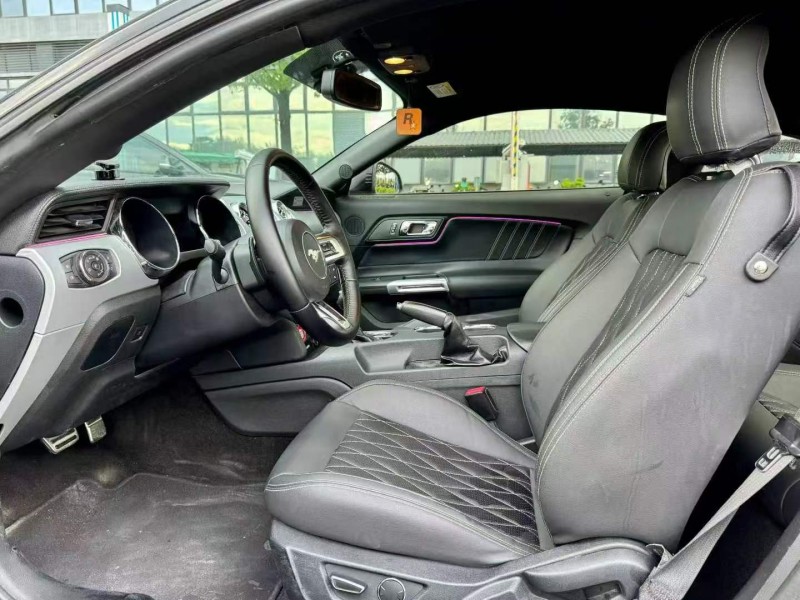 东莞17年福特野马4