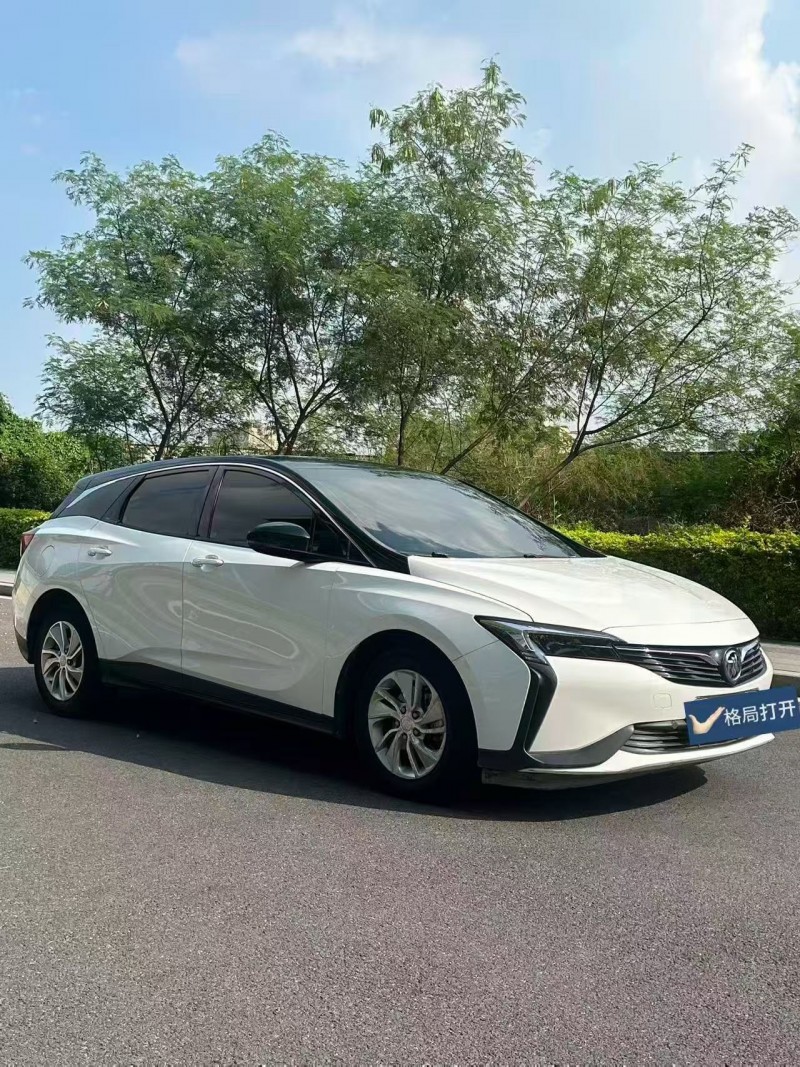 东莞22年别克微蓝3