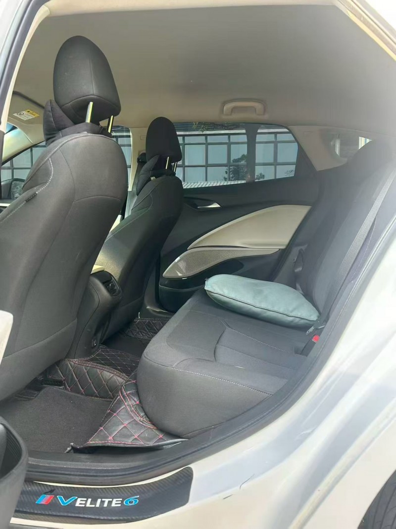 东莞22年别克微蓝6