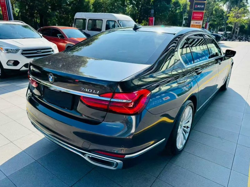 深圳16年宝马7系9