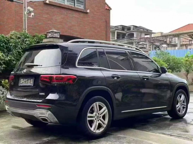 东莞23年奔驰GLB9