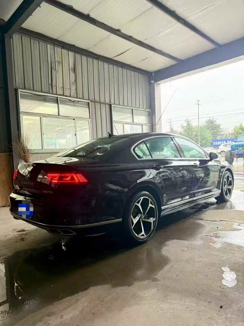 青岛23年大众迈腾8