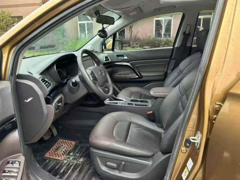 襄阳16年传祺GS49