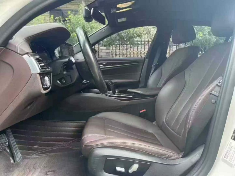 东莞20年宝马5系4