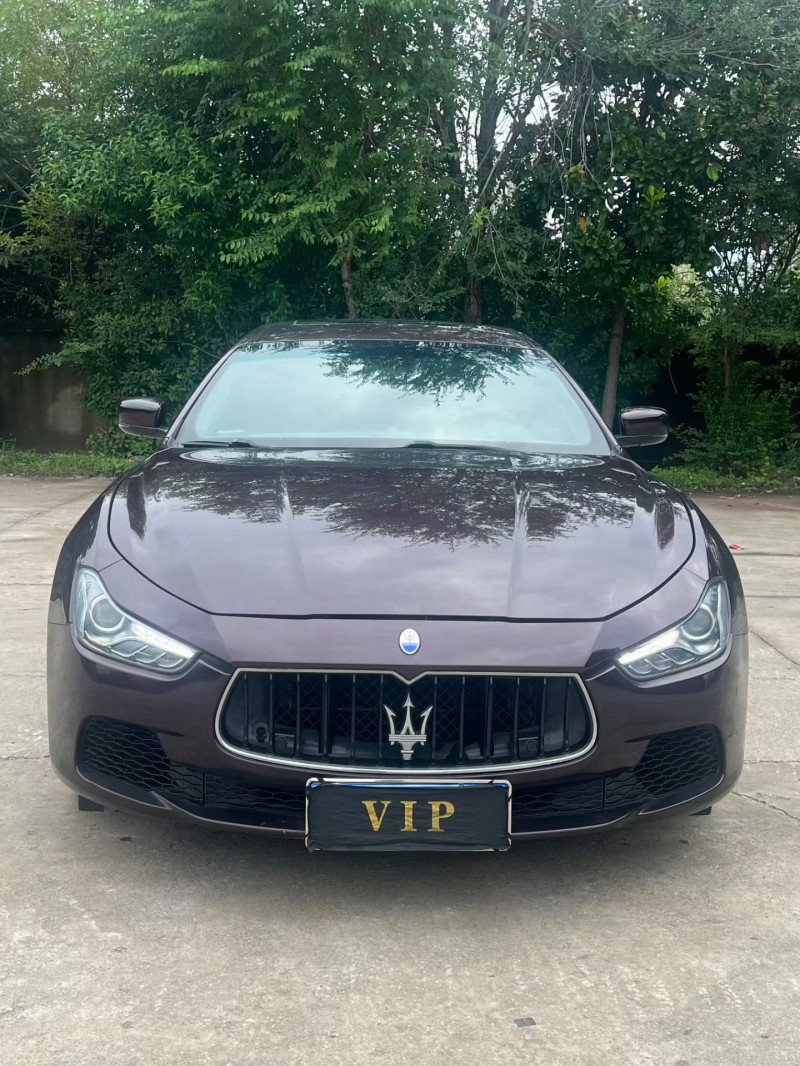 徐州15年玛莎拉蒂Ghibli1