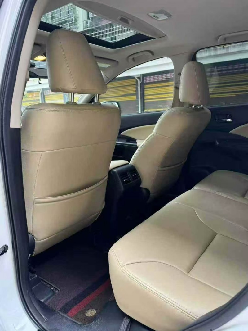 菏泽16年本田CRV5