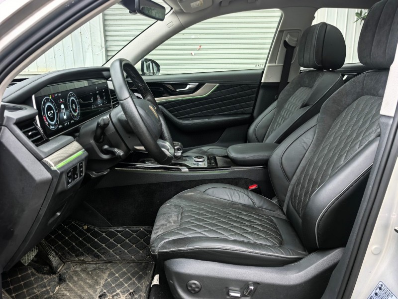 苏州21年红旗HS55