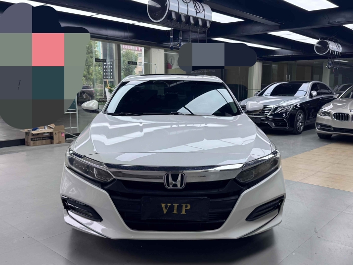 南昌18年本田雅阁1