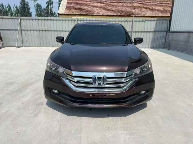 济南14年本田雅阁1