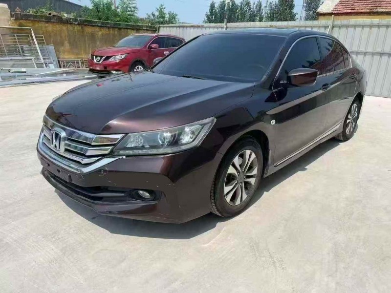 济南14年本田雅阁3