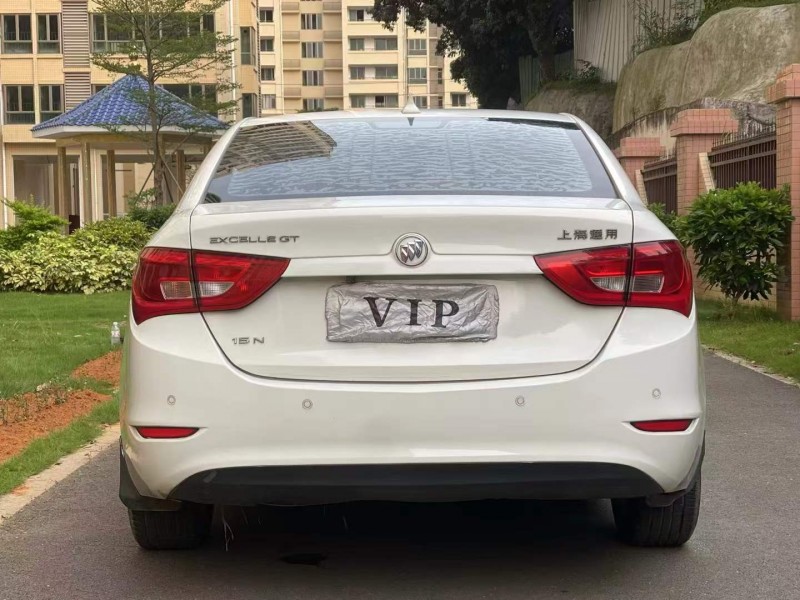 东莞16年别克英朗7