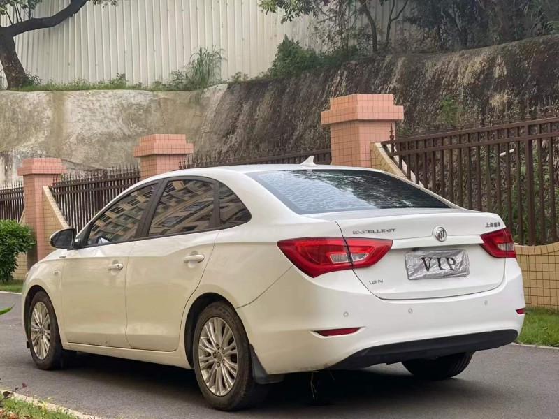 东莞16年别克英朗9