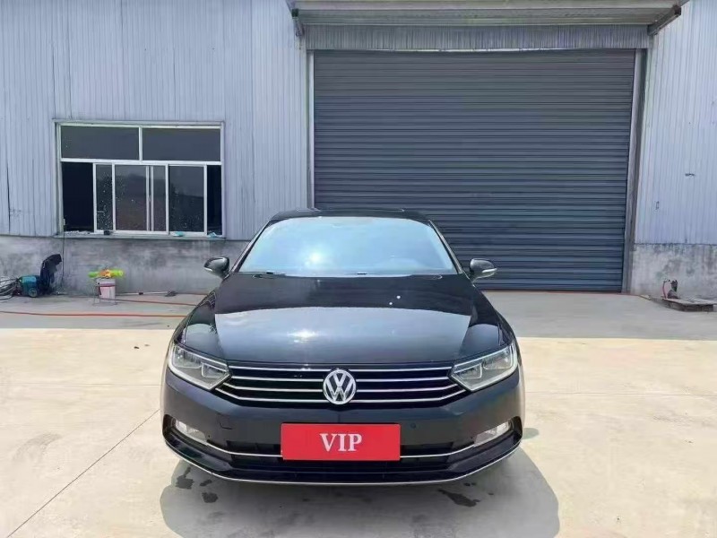 青岛20年大众迈腾1