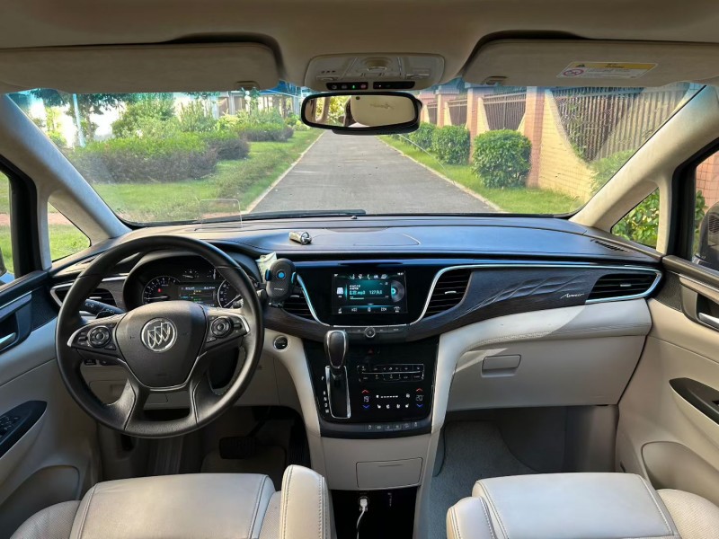 东莞17年别克GL86