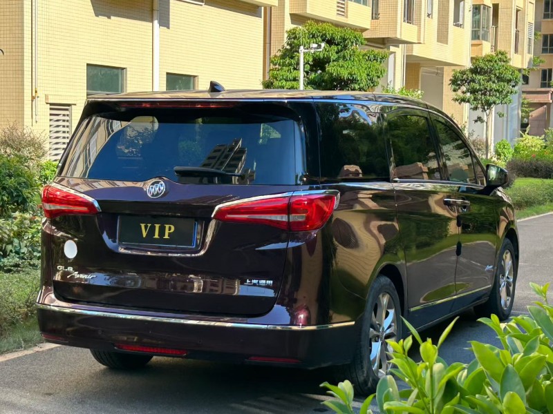 东莞17年别克GL88