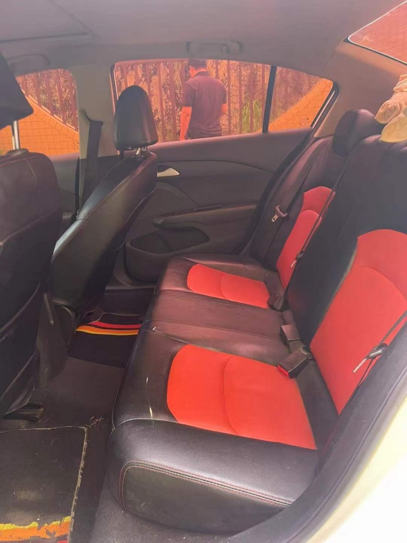 东莞19年雪佛兰科鲁兹6