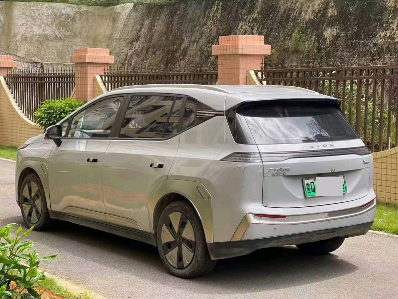 东莞23年传祺埃安Y9