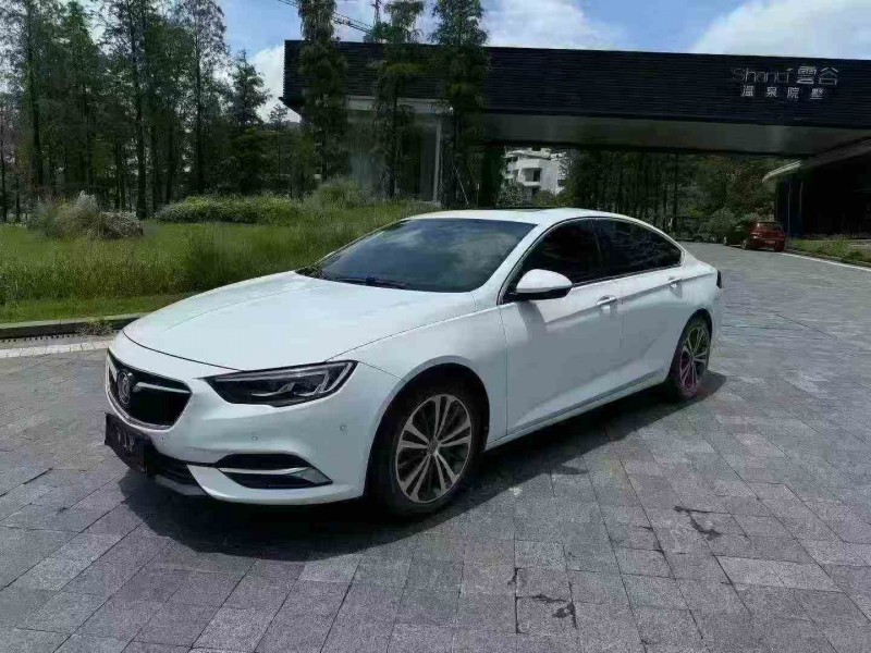 深圳18年别克君威2