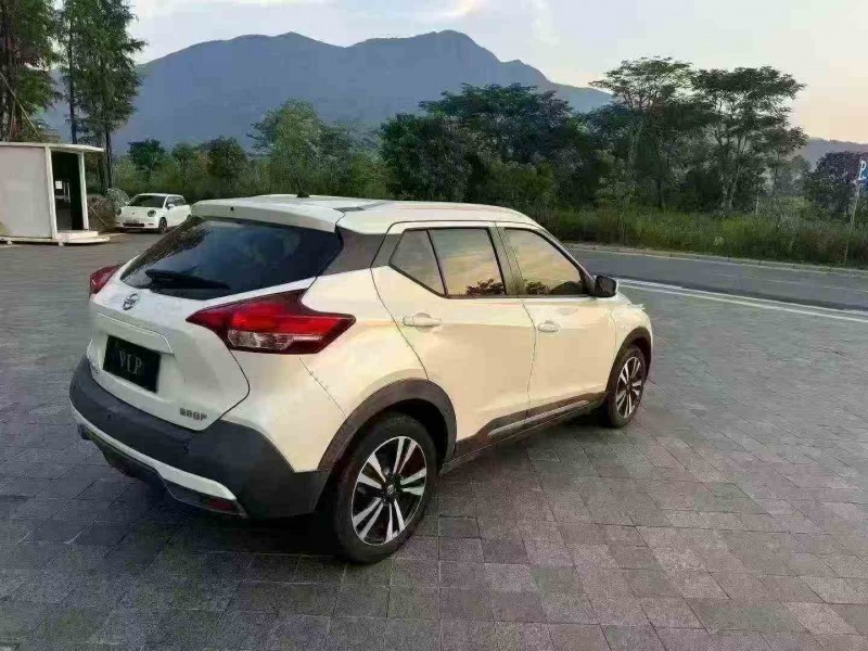 深圳20年日产劲客8