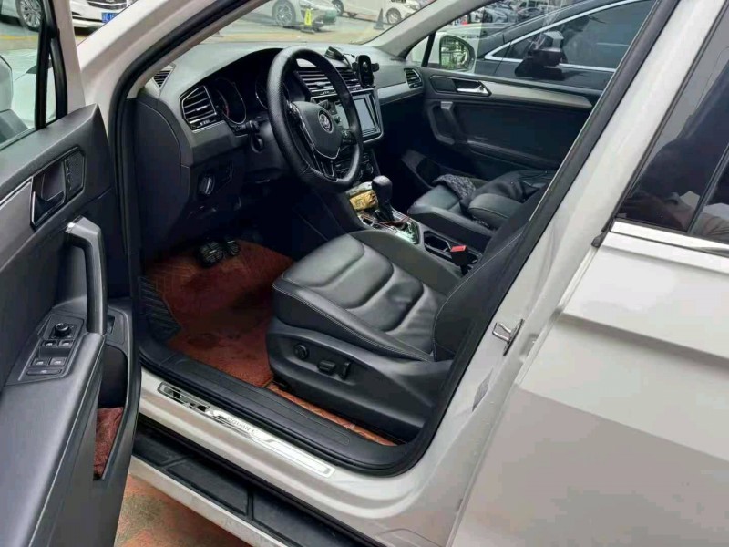 徐州19年大众途观6