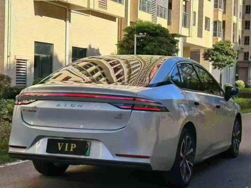 珠海22年传祺埃安S7