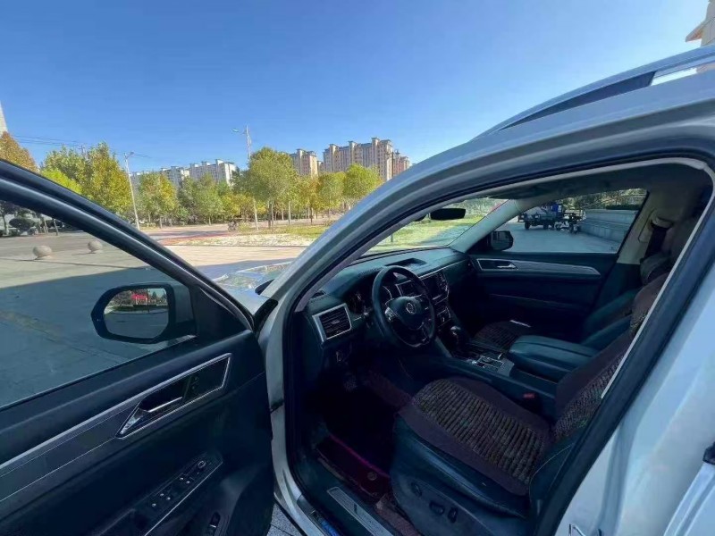 沧州17年大众途昂4