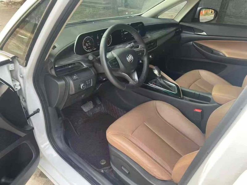 保定22年别克GL64