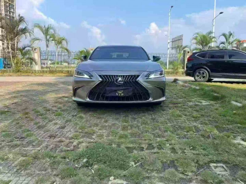 珠海24年雷克萨斯ES1