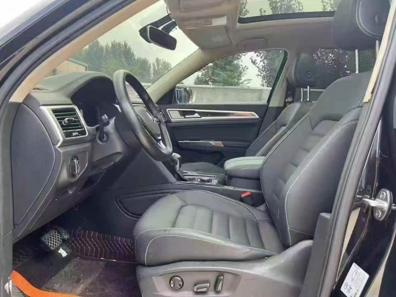 枣庄21年大众途昂5