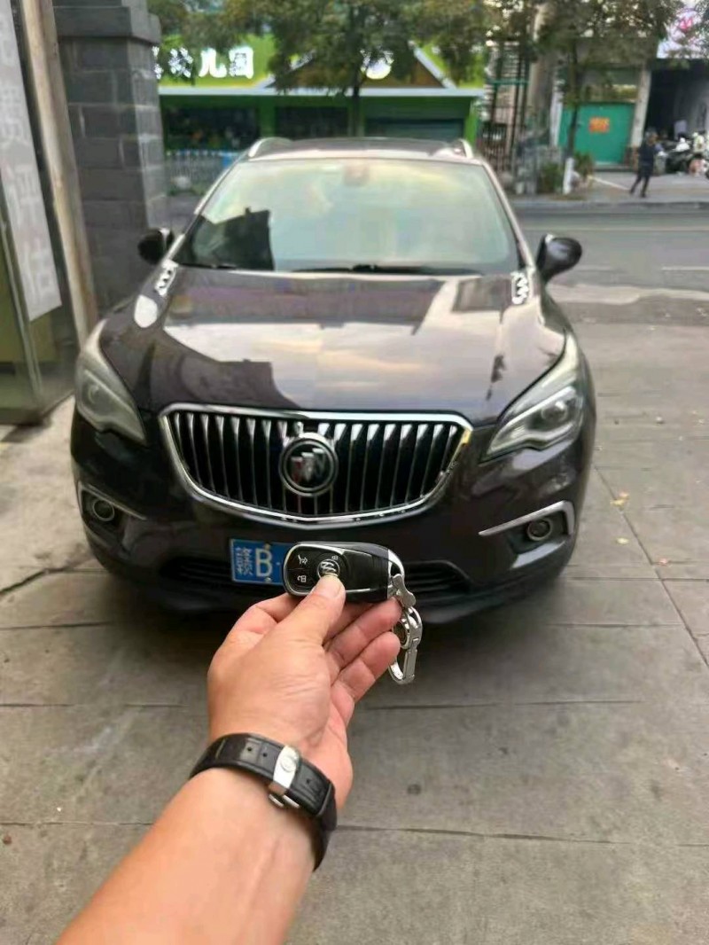 南昌18年别克昂科威1