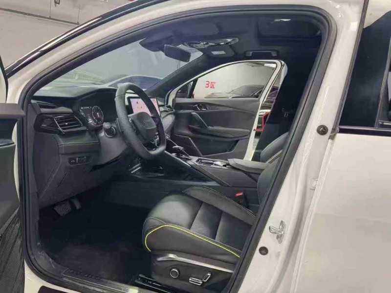 泸州24年领克065