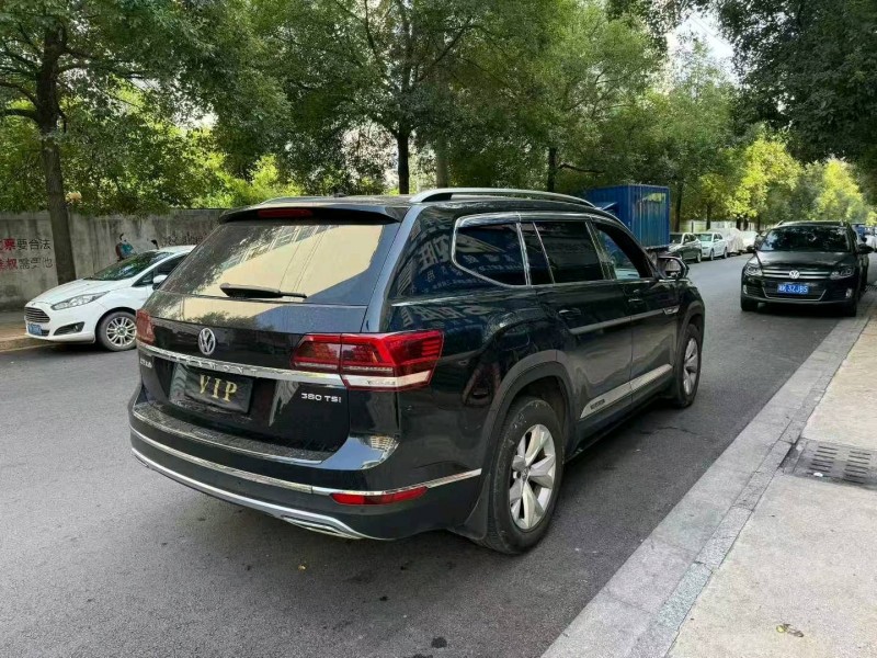 长沙20年大众途昂4