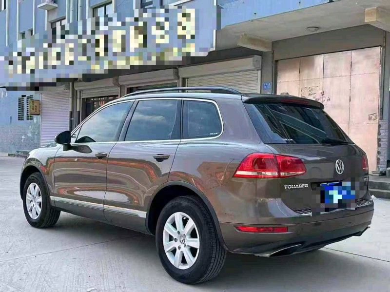 保定15年大众途锐5