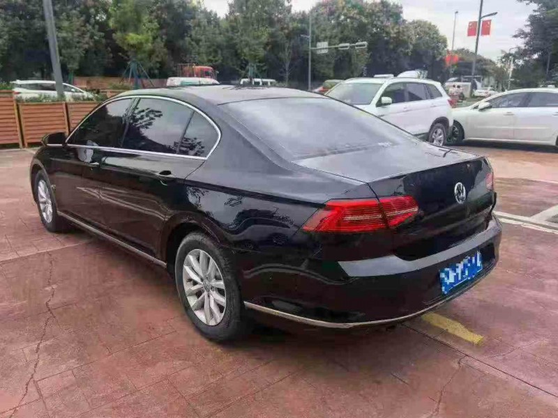 自贡17年大众迈腾7