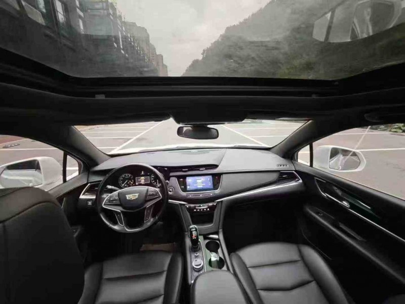 重庆21年凯迪拉克XT56