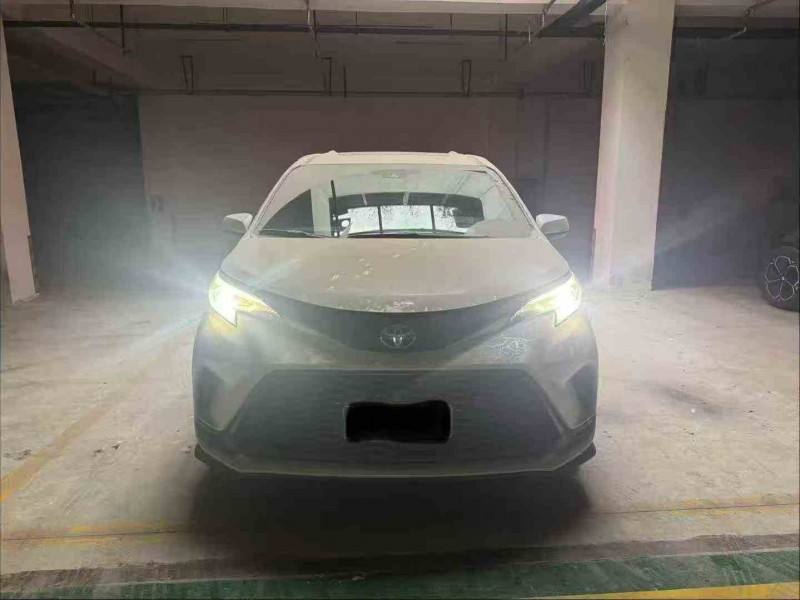 南通23年丰田格瑞维亚1