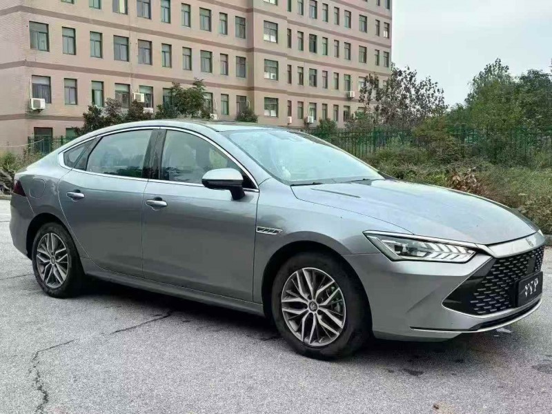 襄阳24年比亚迪秦2