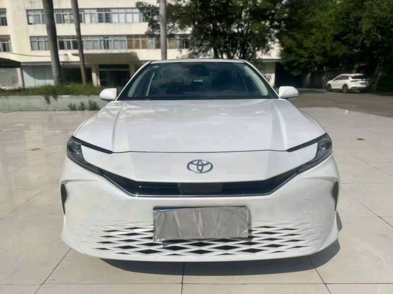 广州25年丰田凯美瑞1