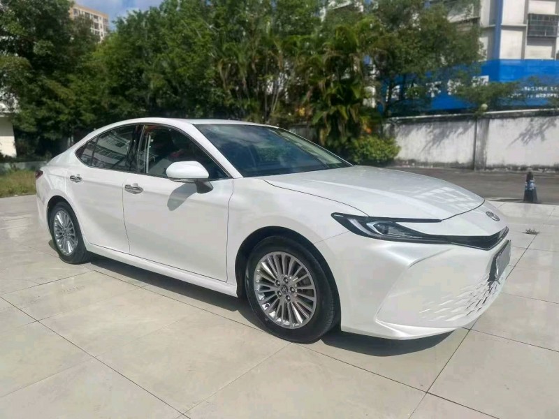 广州25年丰田凯美瑞2