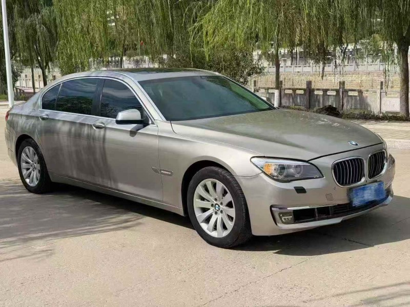 枣庄13年宝马7系2