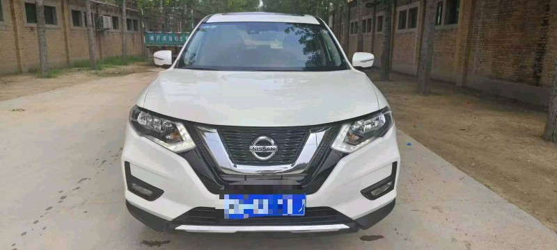 保定21年日产奇骏1