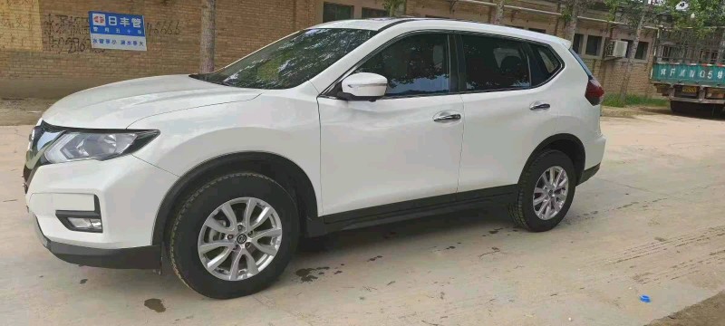 保定21年日产奇骏2