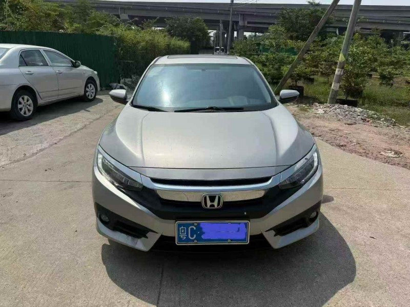 深圳18年本田思域1